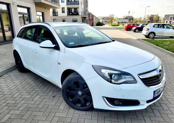 Opel Insignia cena 35900 przebieg: 189500, rok produkcji 2016 z Tomaszów Mazowiecki małe 92